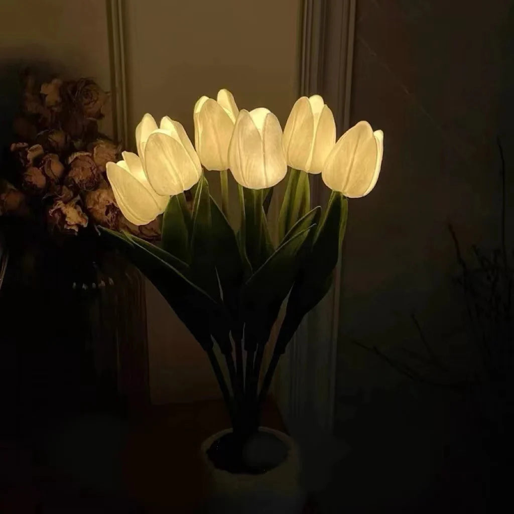 Tulip Night Light – Soft Glow Flower Lamp for Bedroom & Gifts