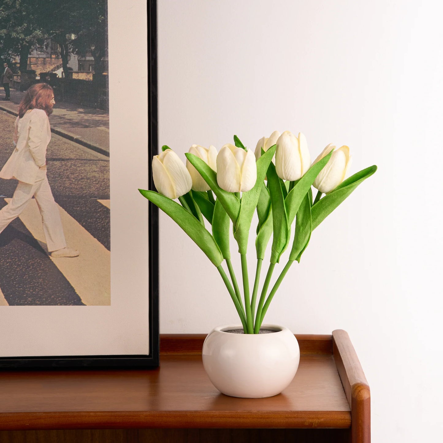 Tulip Night Light – Soft Glow Flower Lamp for Bedroom & Gifts